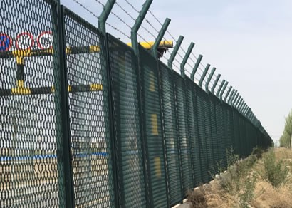 郑州钢板网护栏